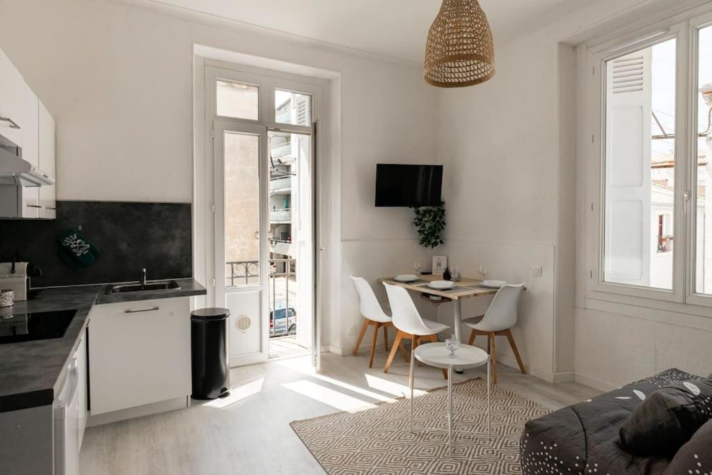 Charmant Studio Arbore Et Climatise Carcassonne Exteriör bild